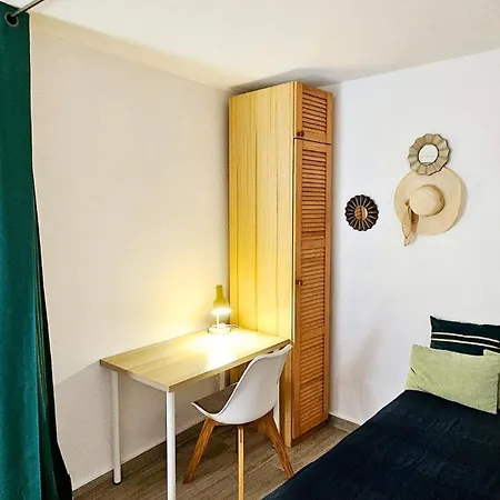 Modern Bohotropical With Terrace Διαμέρισμα